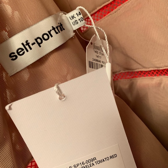 SOLD Self-Portrait 3D Lace Azalea Dress - Picture 4 of 4